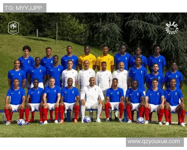 法国足球明星亨特的传奇生涯与对足球的热爱探索